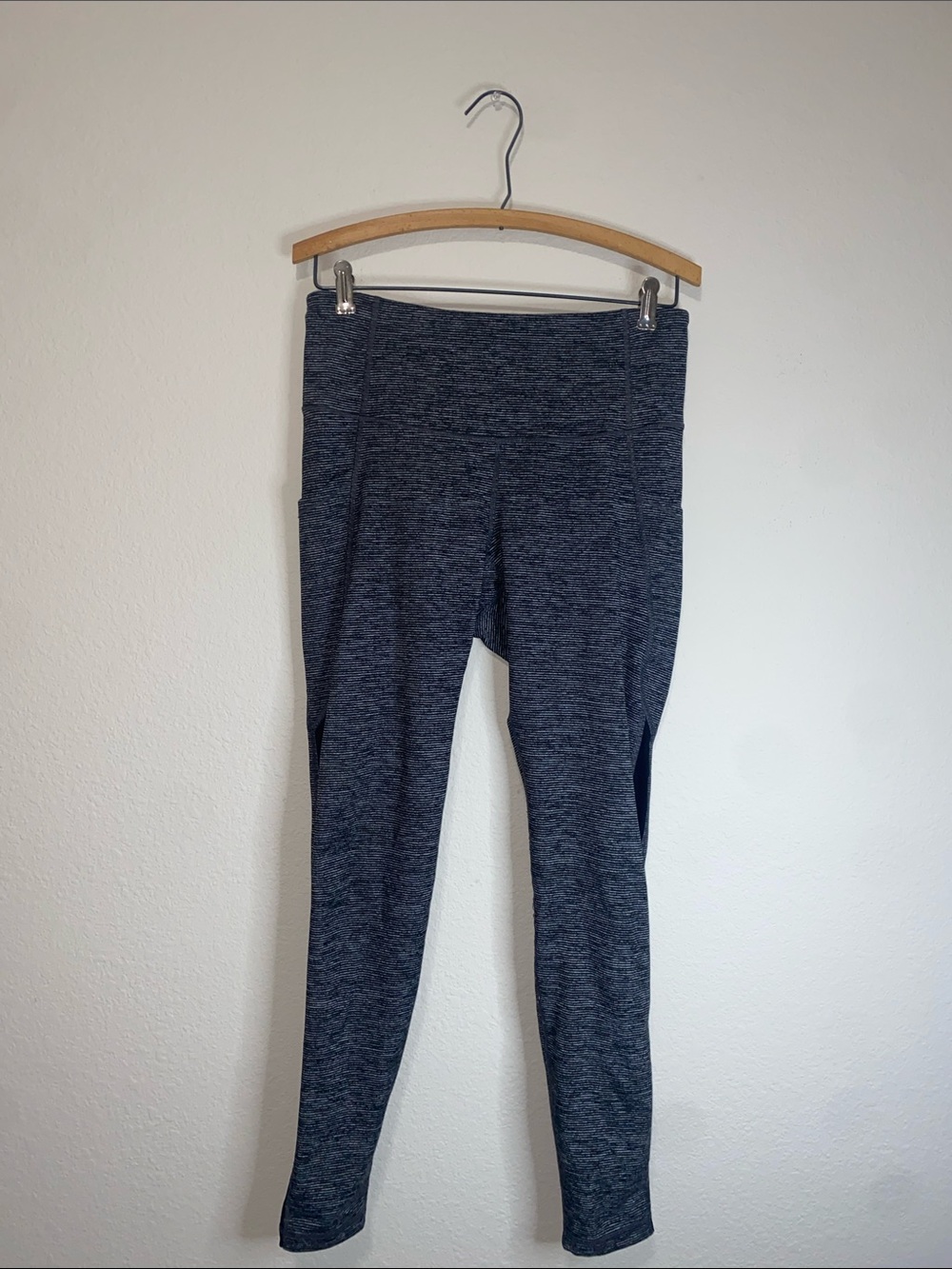 💋Adorable Grey and black leggings with mesh details up halfway on the sides! - Picture 2 of 9